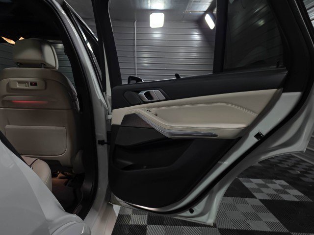 Used 2020 BMW X5 xDrive40i w/ M Sport Package image 37