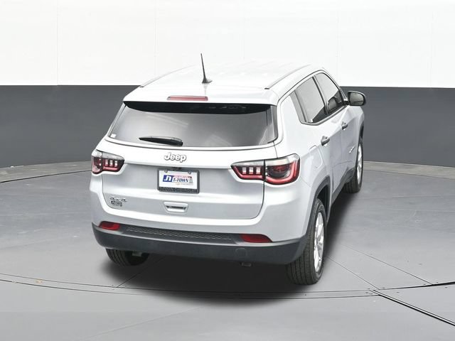 Used 2025 Jeep Compass Sport AWD/4WD image 57