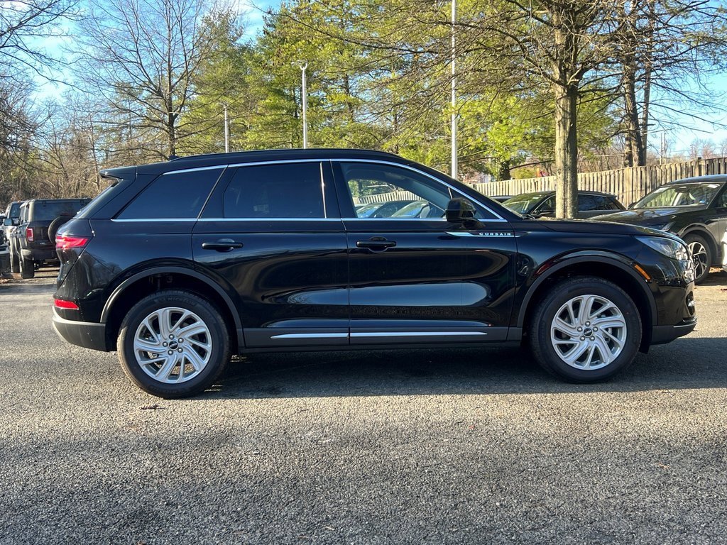 New 2026 Lincoln Corsair Premiere AWD/4WD image 3