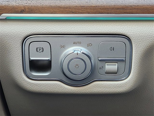 Used 2024 Mercedes-Benz GLE 350 4MATIC image 17