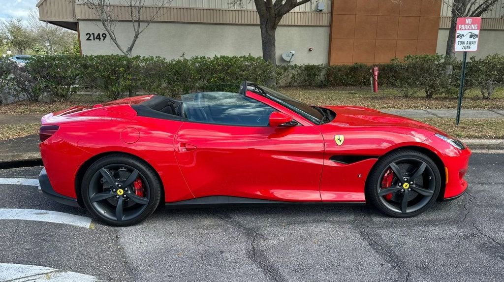 Used 2019 Ferrari Portofino RWD image 7