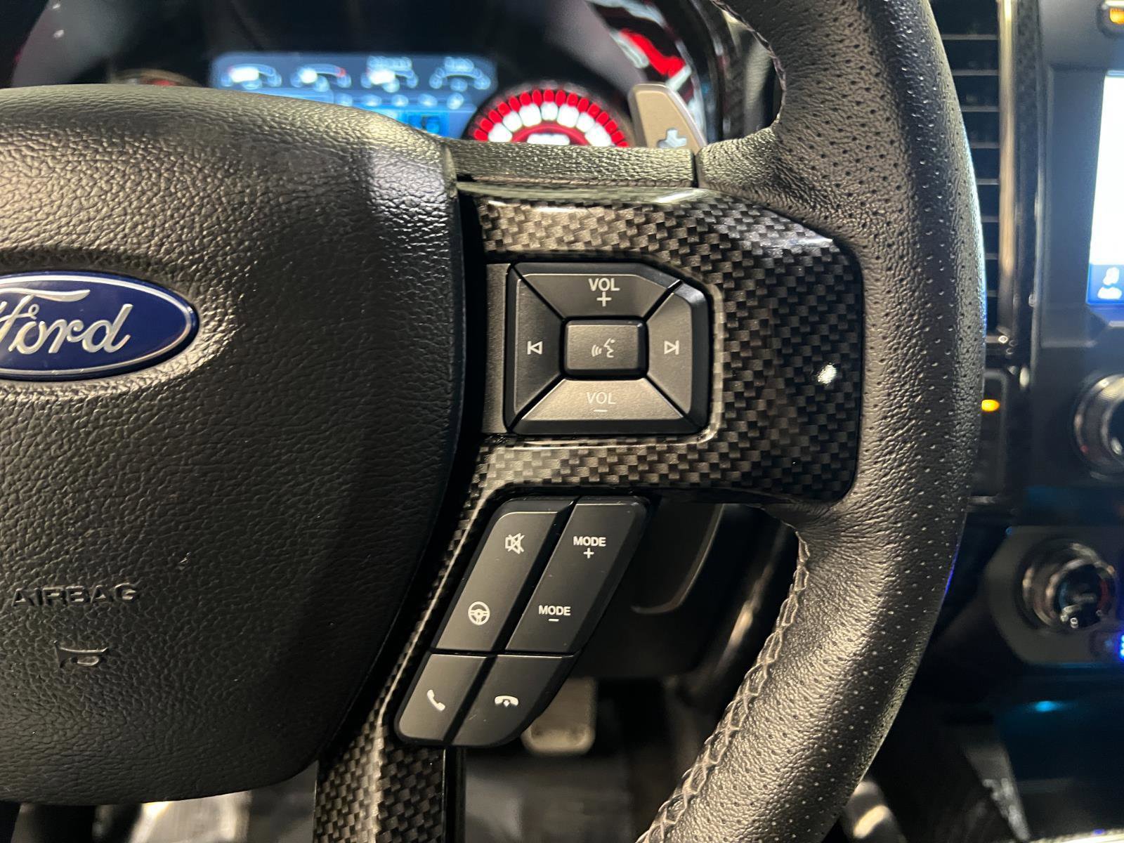 Used 2020 Ford F150 Raptor w/ Equipment Group 802A Luxury image 15