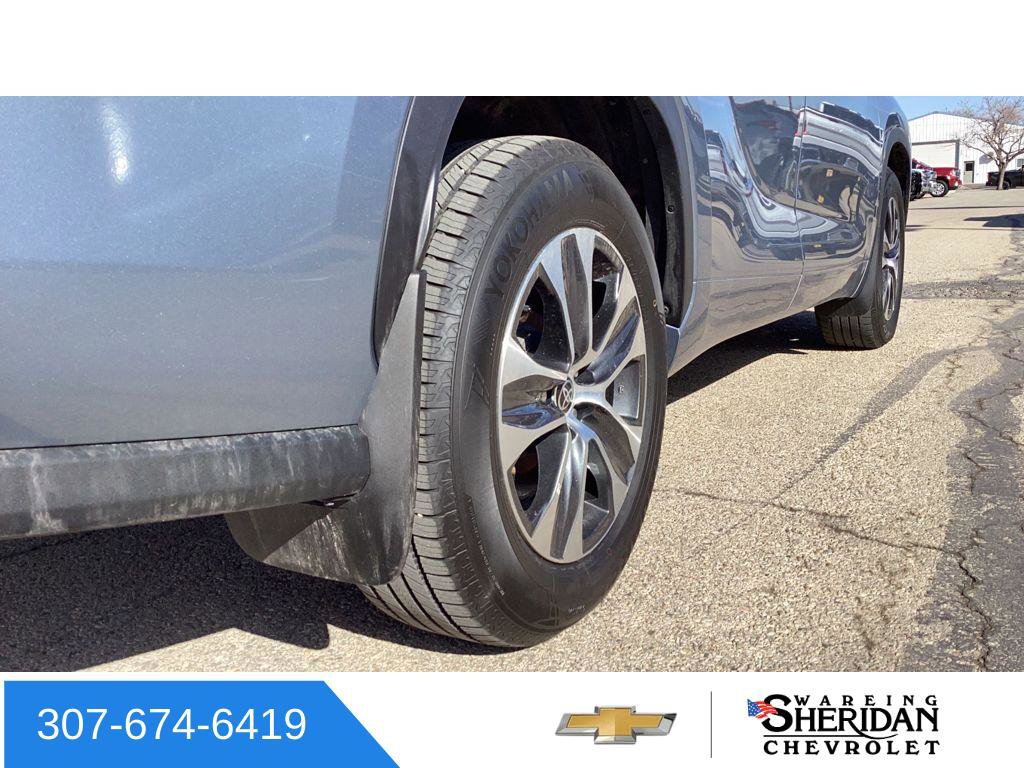 Used 2022 Toyota Highlander XLE image 7