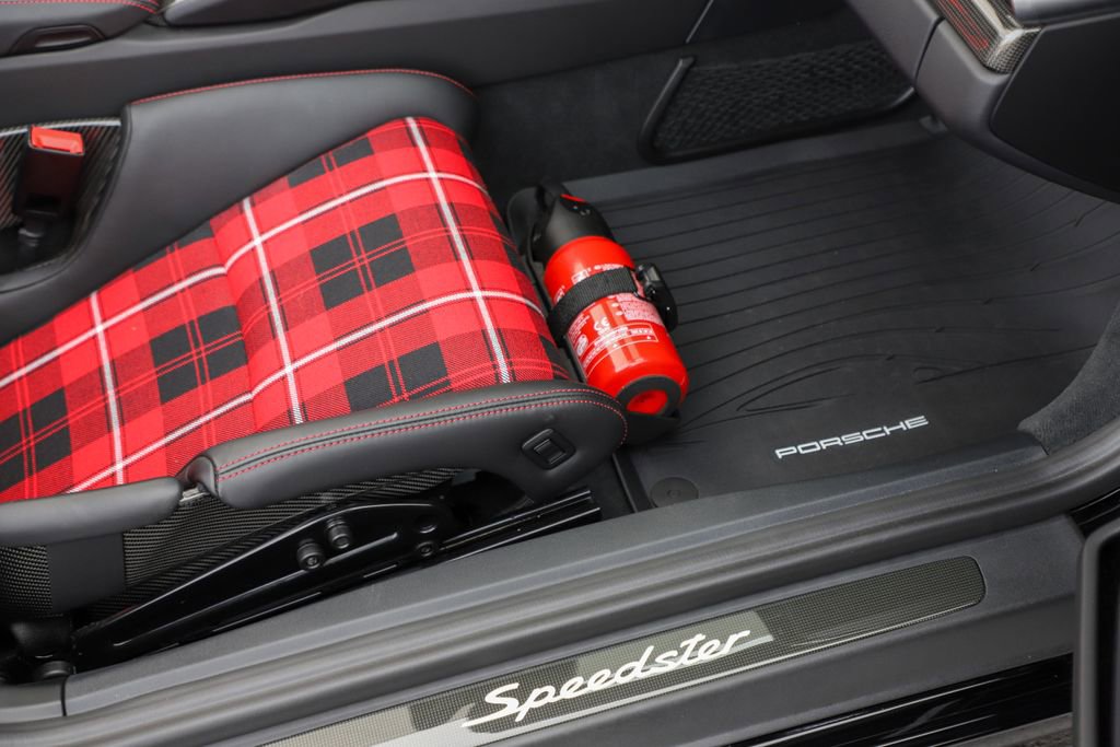 Used 2019 Porsche 911 Speedster image 74