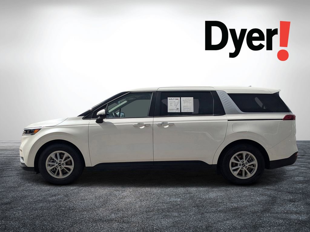 Used 2024 Kia Carnival LX image 6
