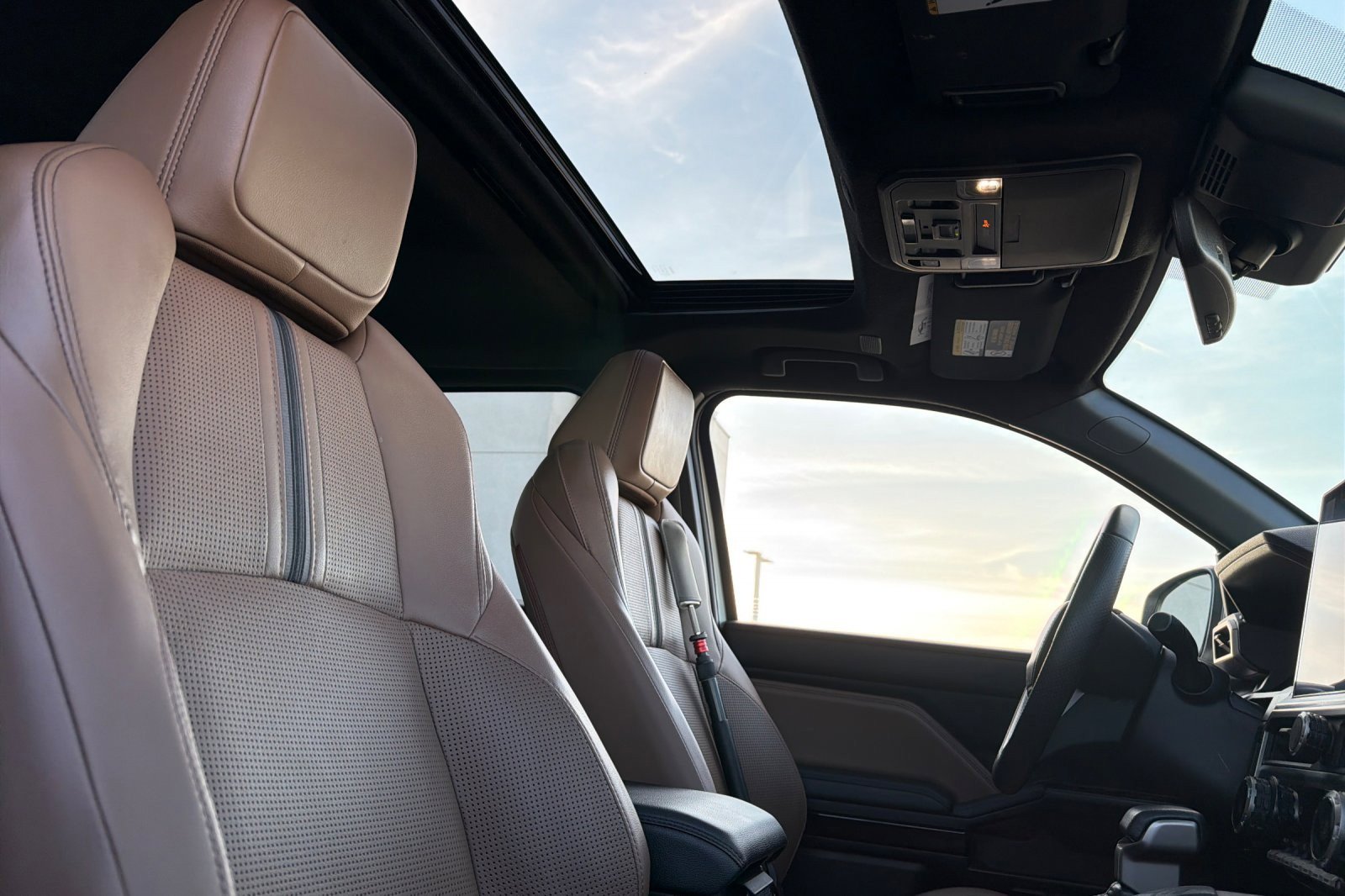 Certified 2025 Toyota 4Runner Limited image 17