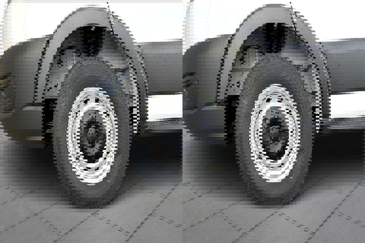 New 2026 Ford Transit 150 Low Roof w/ Load Area Protection Package RWD image 12