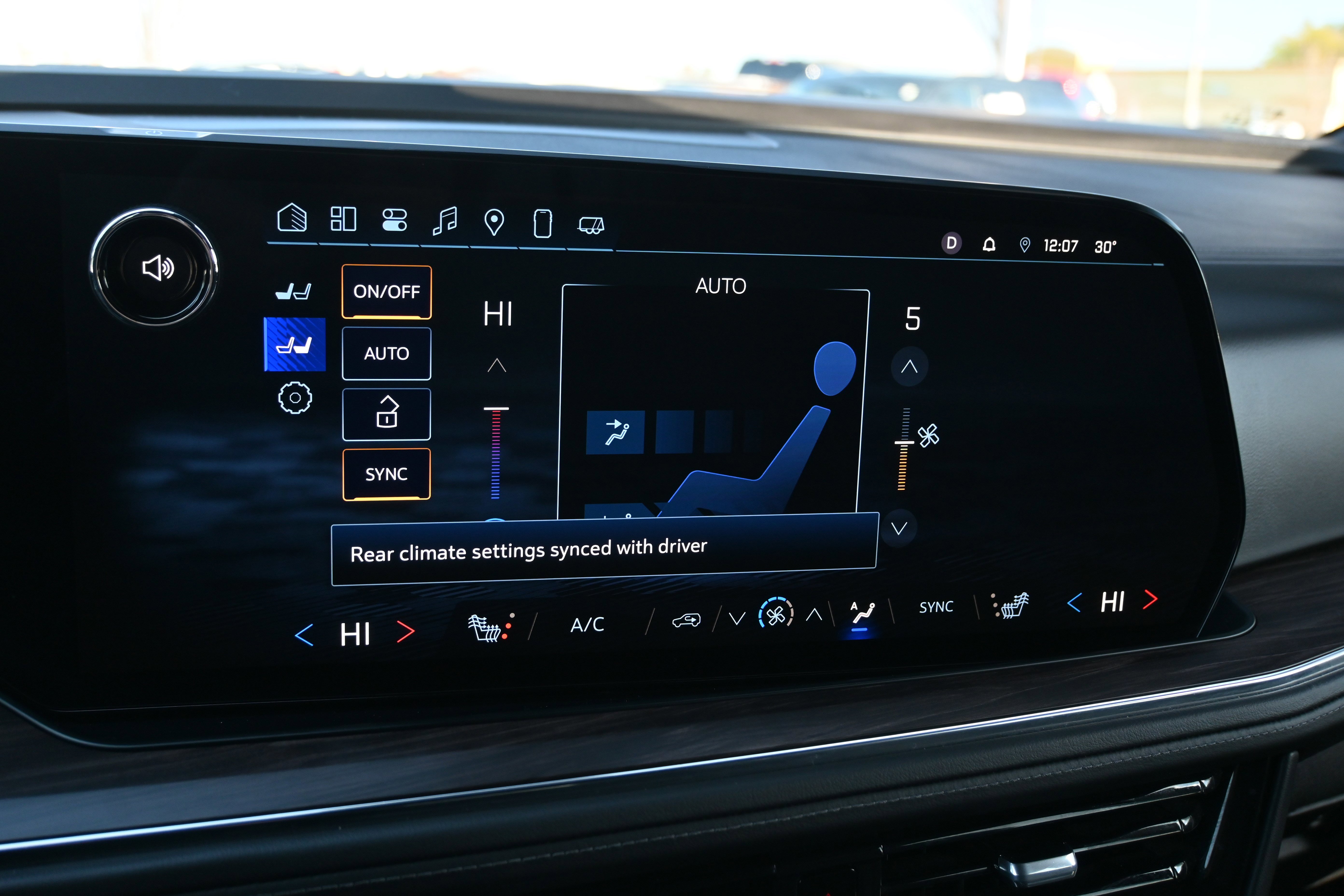 Certified 2025 Chevrolet Tahoe Z71 AWD/4WD image 23