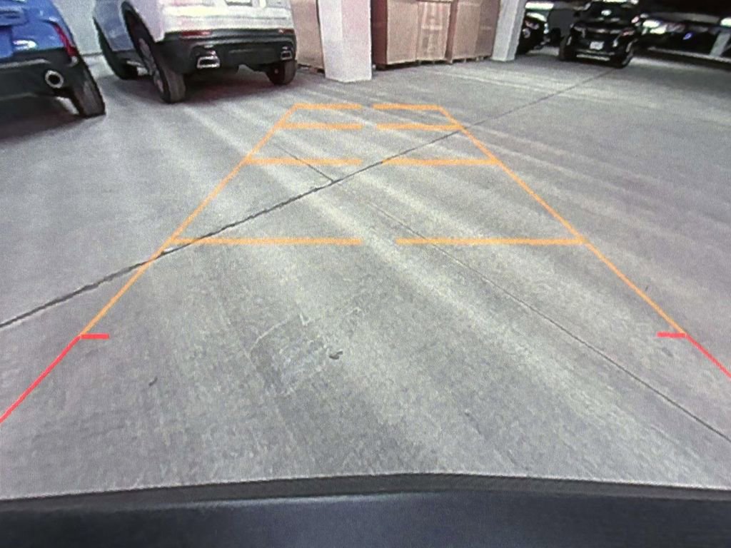 Used 2021 Chevrolet TrailBlazer RS w/ Technology Package image 25