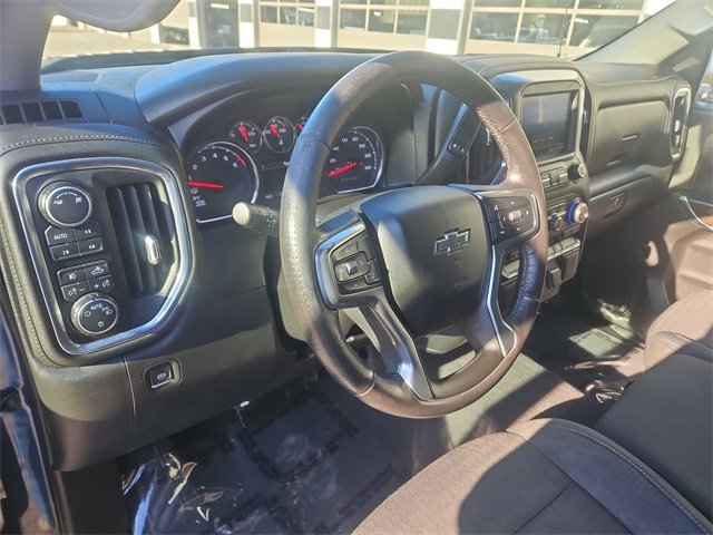 Used 2019 Chevrolet Silverado 1500 RST image 16