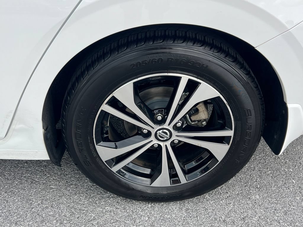 Used 2020 Nissan Sentra SV w/ Electronics Package FWD image 15