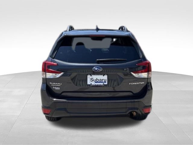 Used 2019 Subaru Forester Premium w/ All-Weather Package AWD/4WD image 6