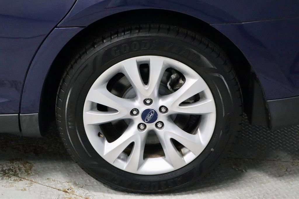 Used 2011 Ford Taurus SEL w/ 201A Rapid Spec Order Code FWD image 19