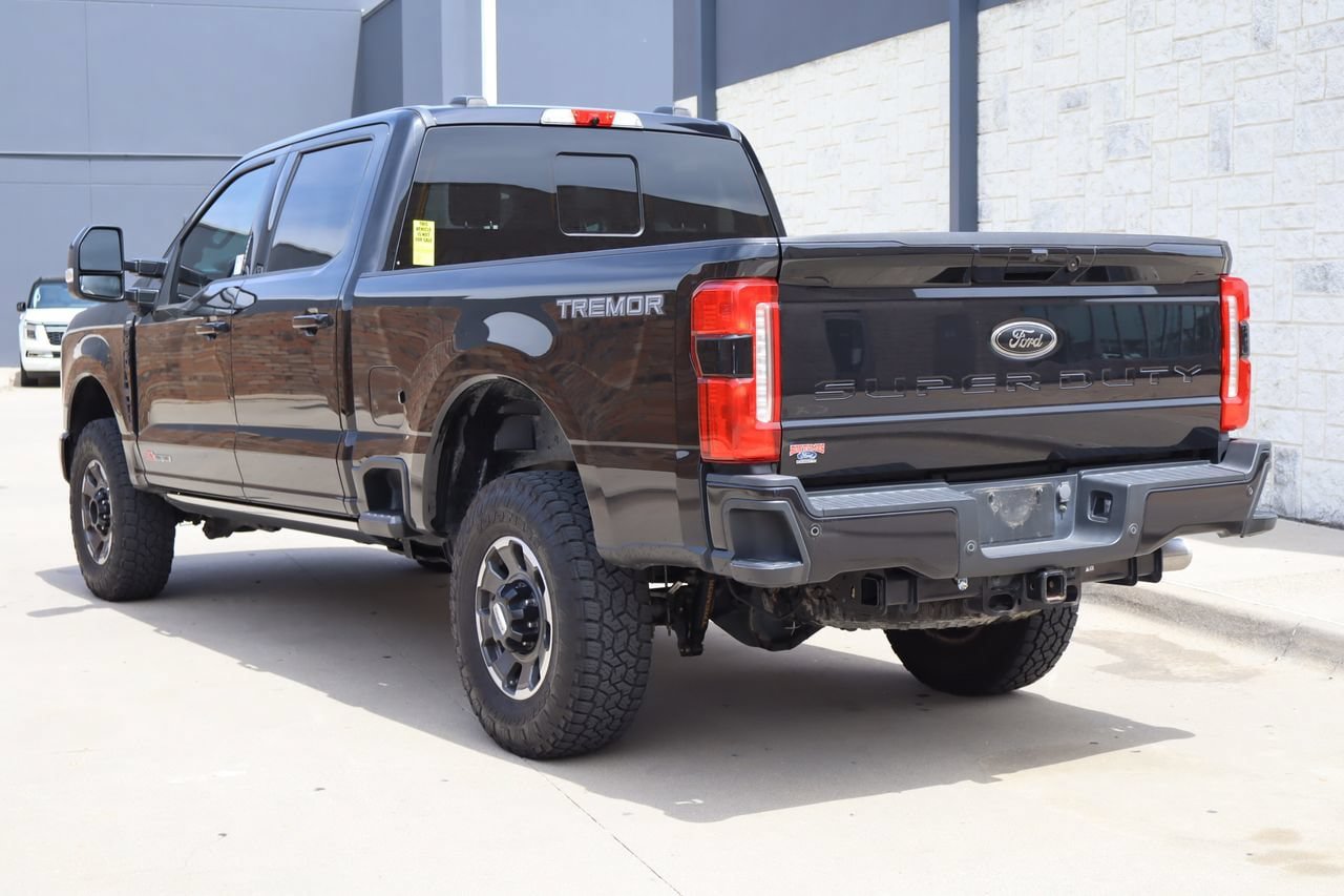 Used 2023 Ford F250 Lariat w/ Tremor Off-Road Package AWD/4WD image 3