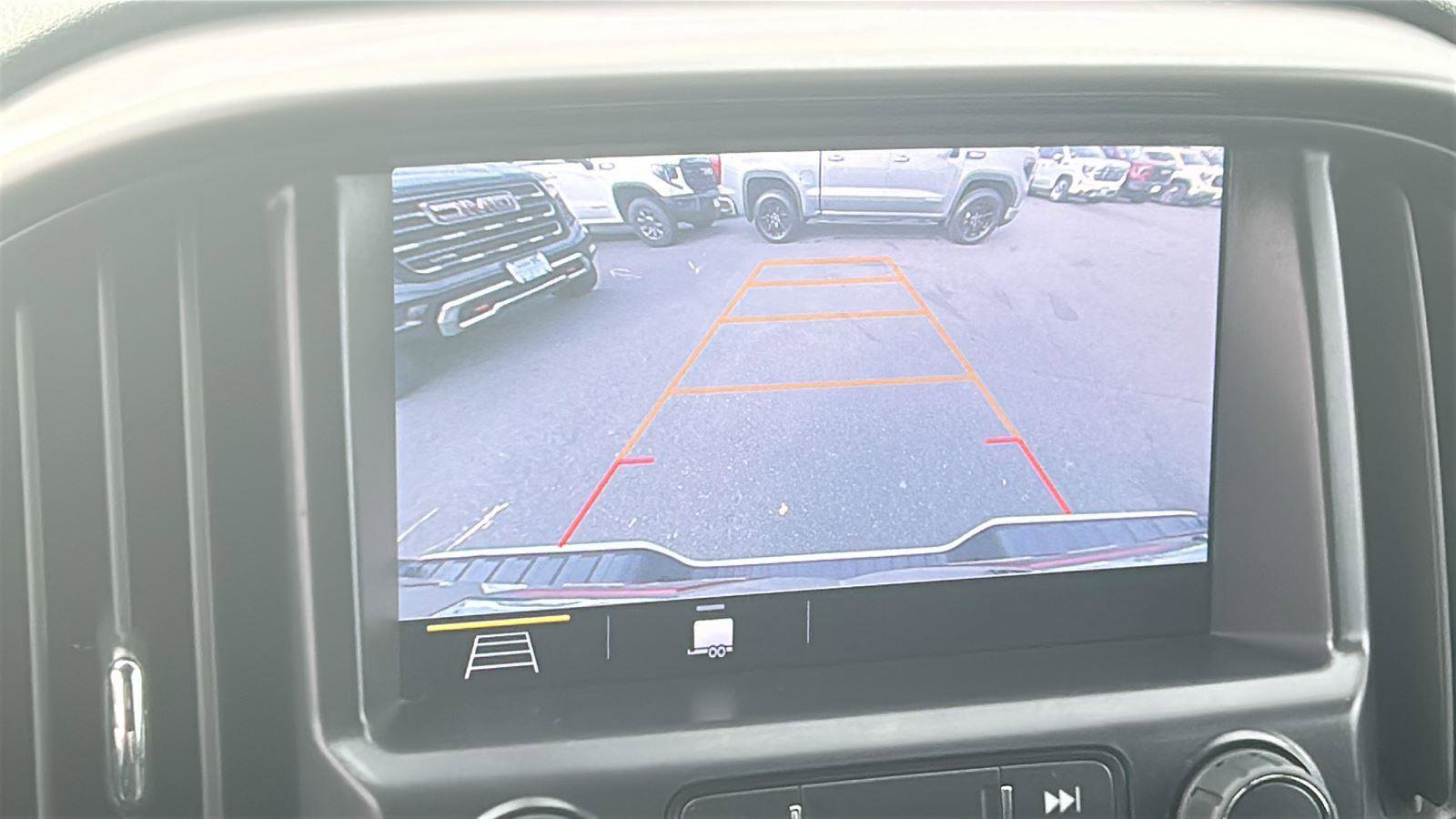 Certified 2022 GMC Canyon AT4 w/ Trailering Package image 23