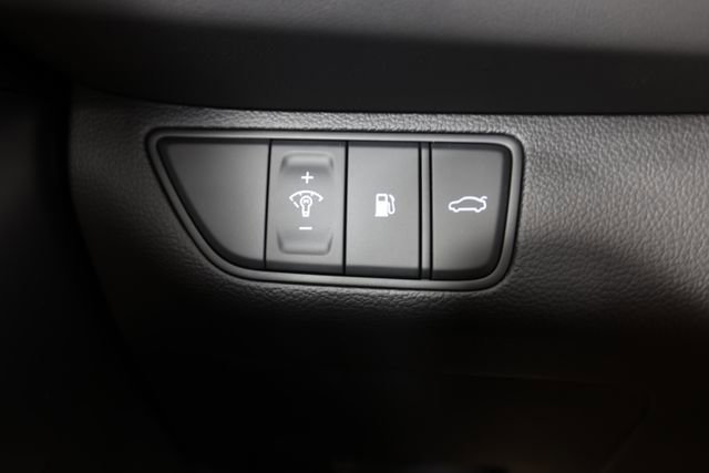 Used 2026 Genesis G70 2.5T AWD/4WD image 25