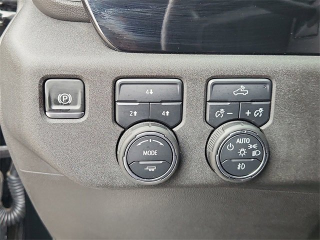 Used 2025 Chevrolet Silverado 2500 LT image 18