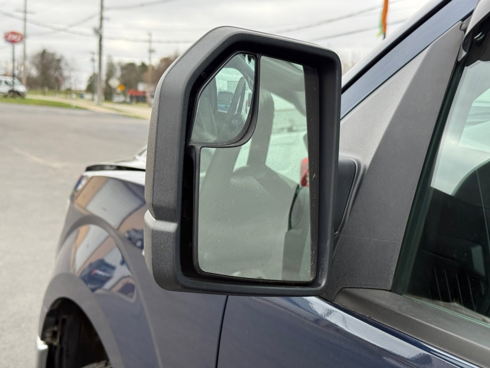 Used 2018 Ford F150 XLT image 33