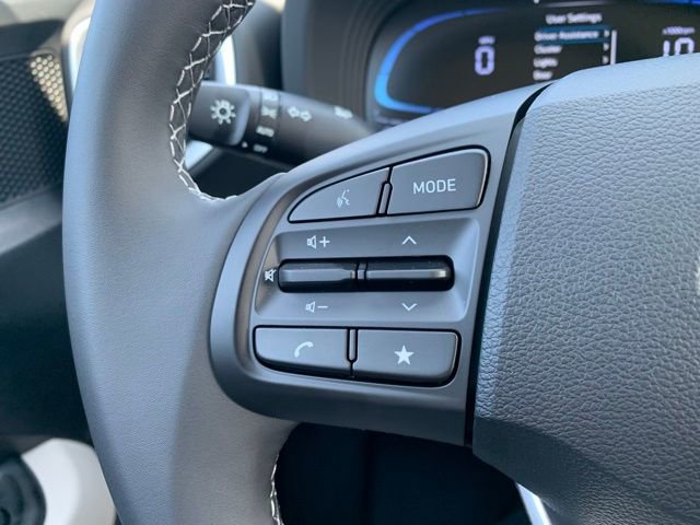 New 2025 Hyundai Venue SEL image 20