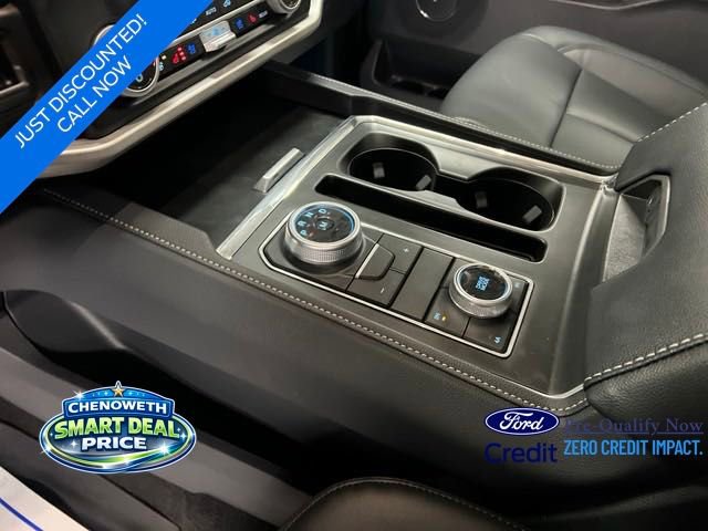 New 2024 Ford Expedition XLT image 21