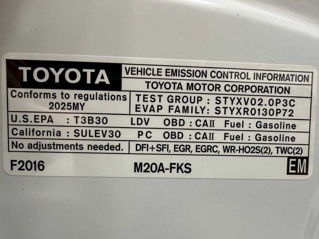 Used 2025 Toyota Corolla LE image 67