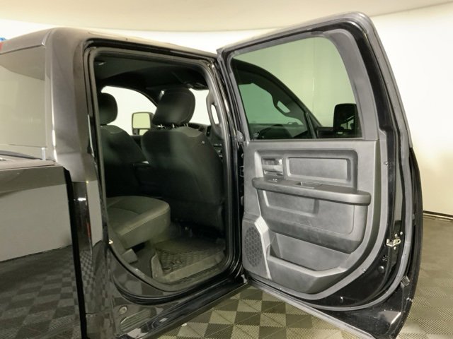 Used 2024 RAM 2500 Tradesman w/ Chrome Appearance Group image 21