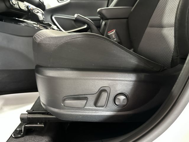 Used 2024 Kia Soul S FWD image 16