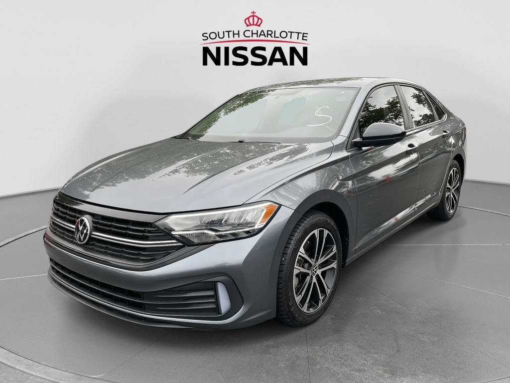 Used 2022 Volkswagen Jetta Sport FWD image 3