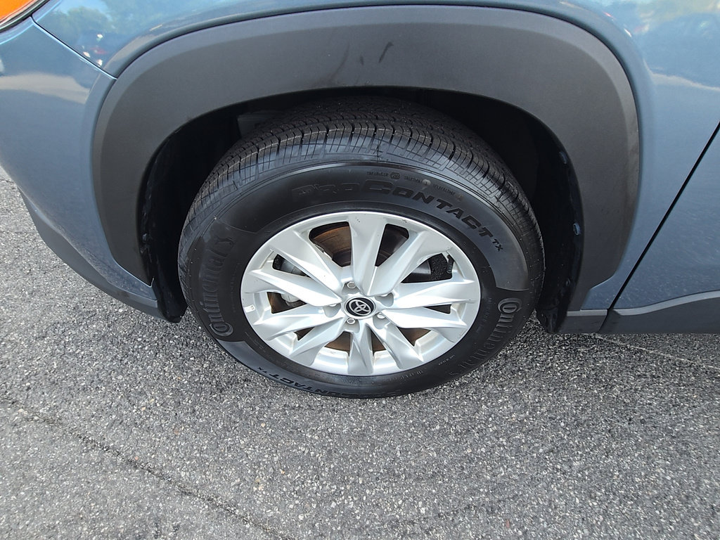Certified 2024 Toyota Corolla Cross LE AWD/4WD image 11