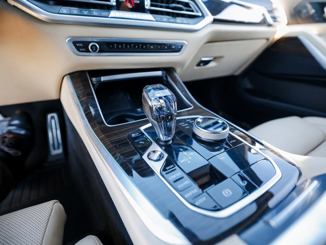 Used 2021 BMW X5 xDrive40i w/ M Sport Package image 20