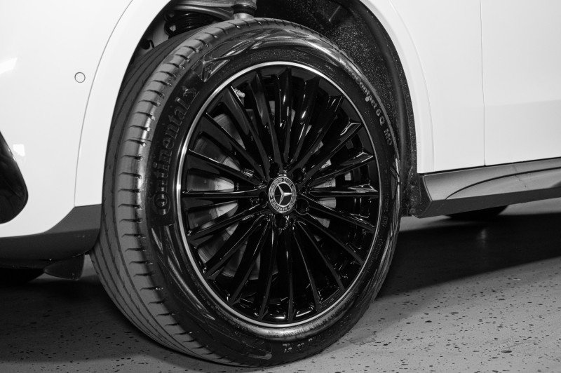 New 2026 Mercedes-Benz GLC 300 image 27