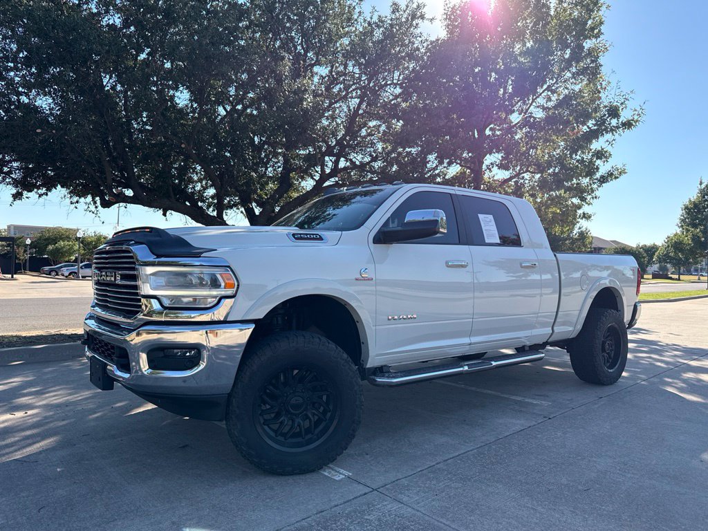 Used 2020 RAM 2500 Laramie AWD/4WD image 1