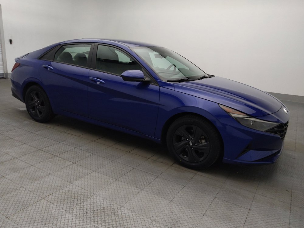 Used 2022 Hyundai Elantra SEL FWD image 11