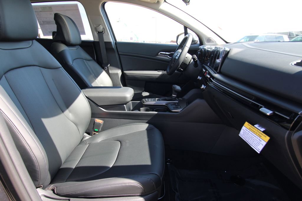 New 2026 Kia Sportage EX w/ EX Panorama Roof Package image 8