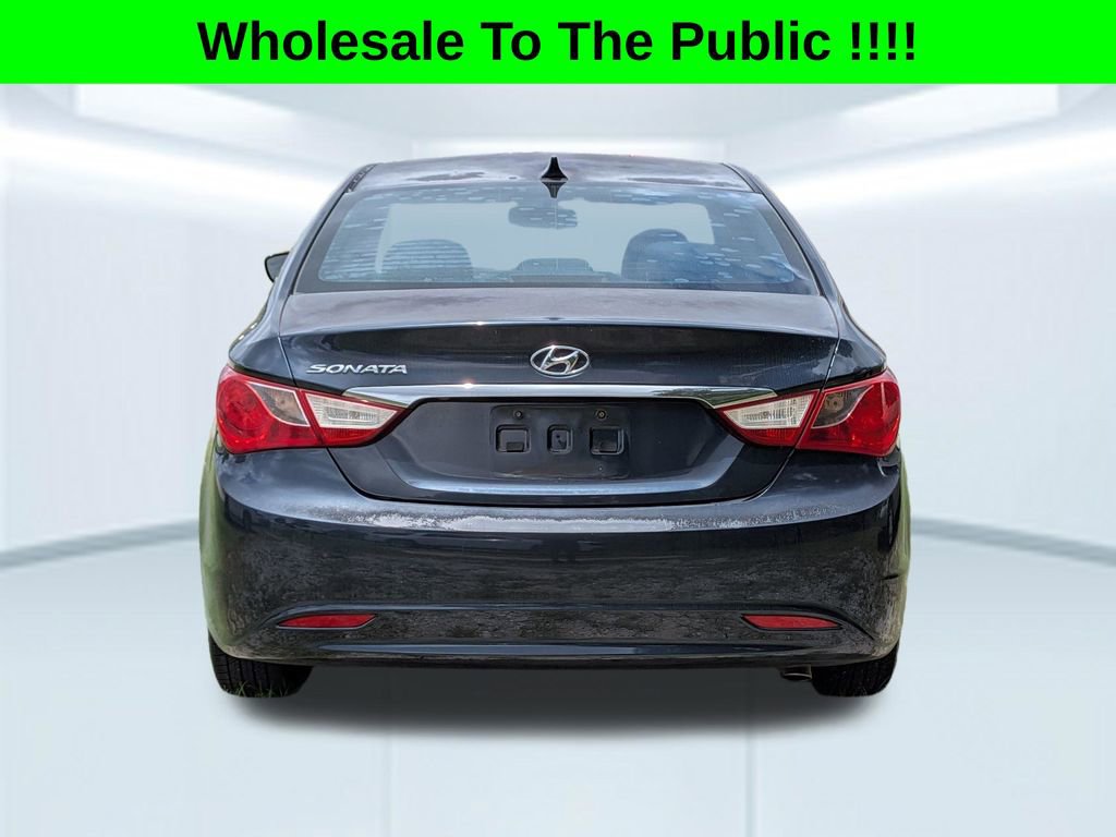 Used 2011 Hyundai Sonata GLS FWD image 4