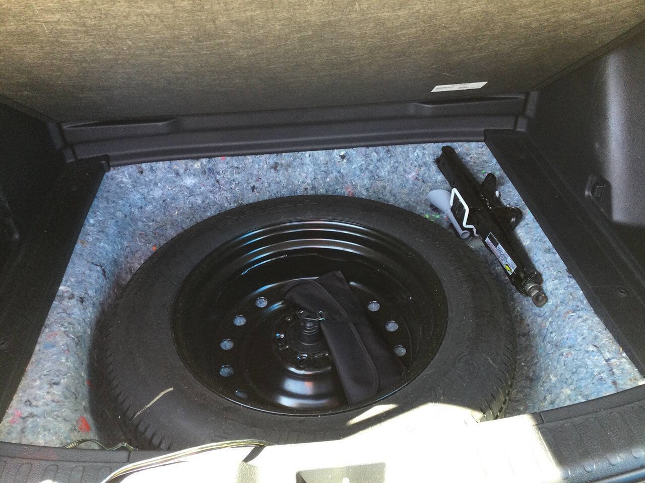 Used 2018 Honda CR-V EX image 19