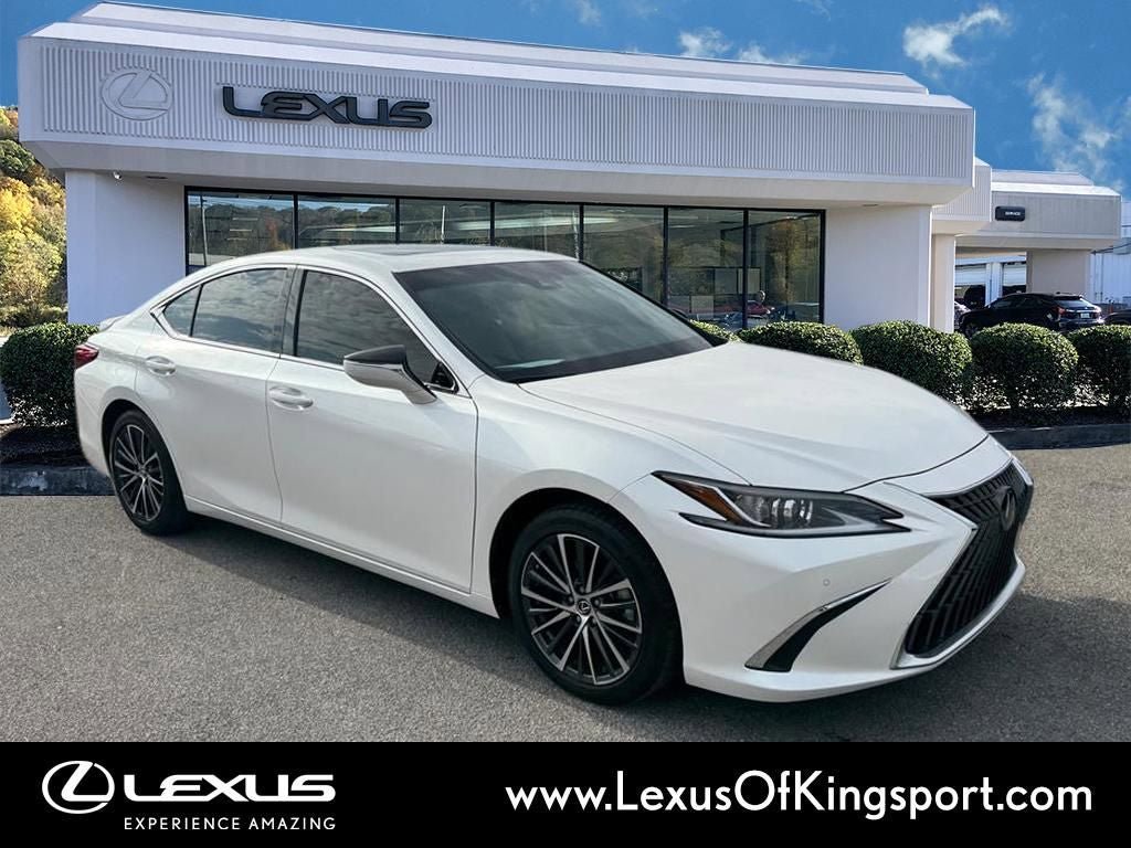Used 2024 Lexus ES 300h w/ Premium Package image 7