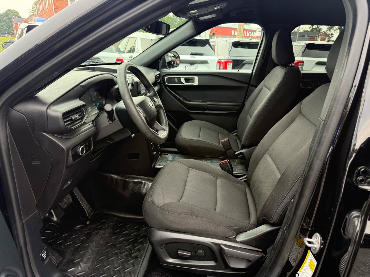 Used 2023 Ford Explorer 4WD Police Interceptor image 16