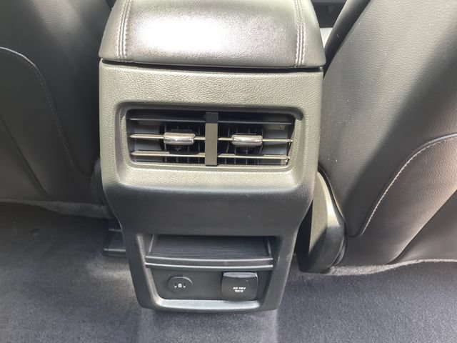 Used 2024 Ford Edge SEL w/ Convenience Package AWD/4WD image 34