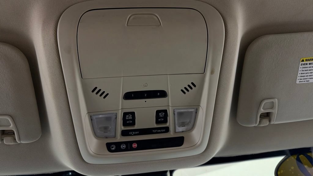 Used 2020 GMC Acadia Denali AWD/4WD image 28