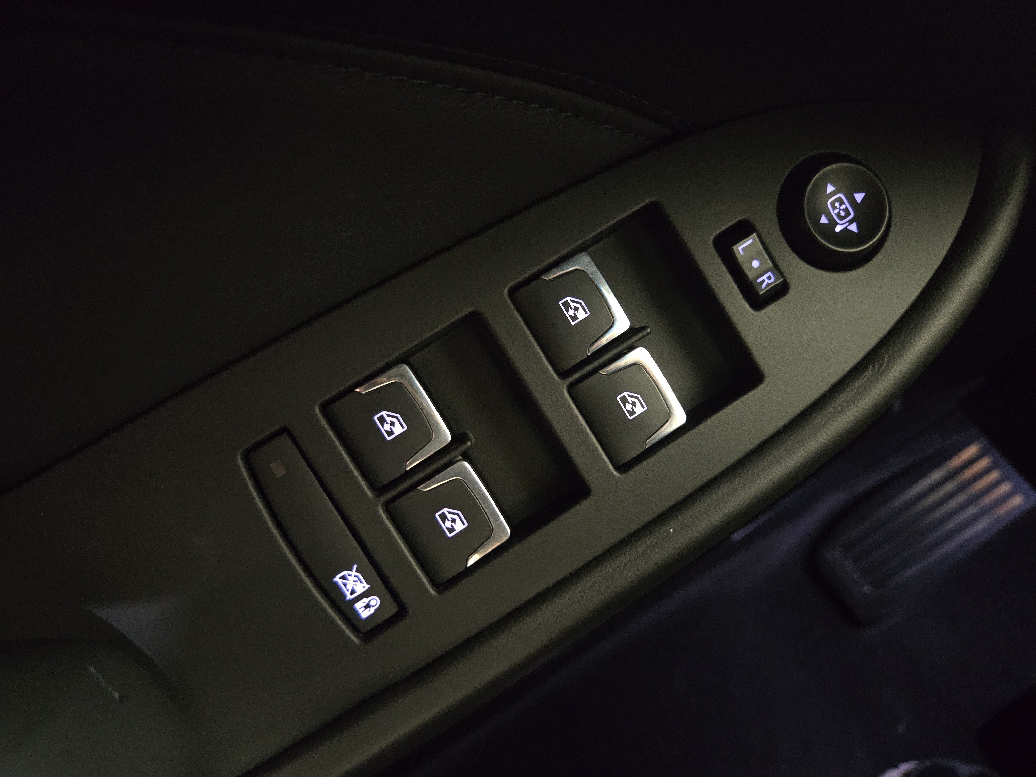 Used 2019 Cadillac CTS V w/ Carbon Fiber Package RWD image 27