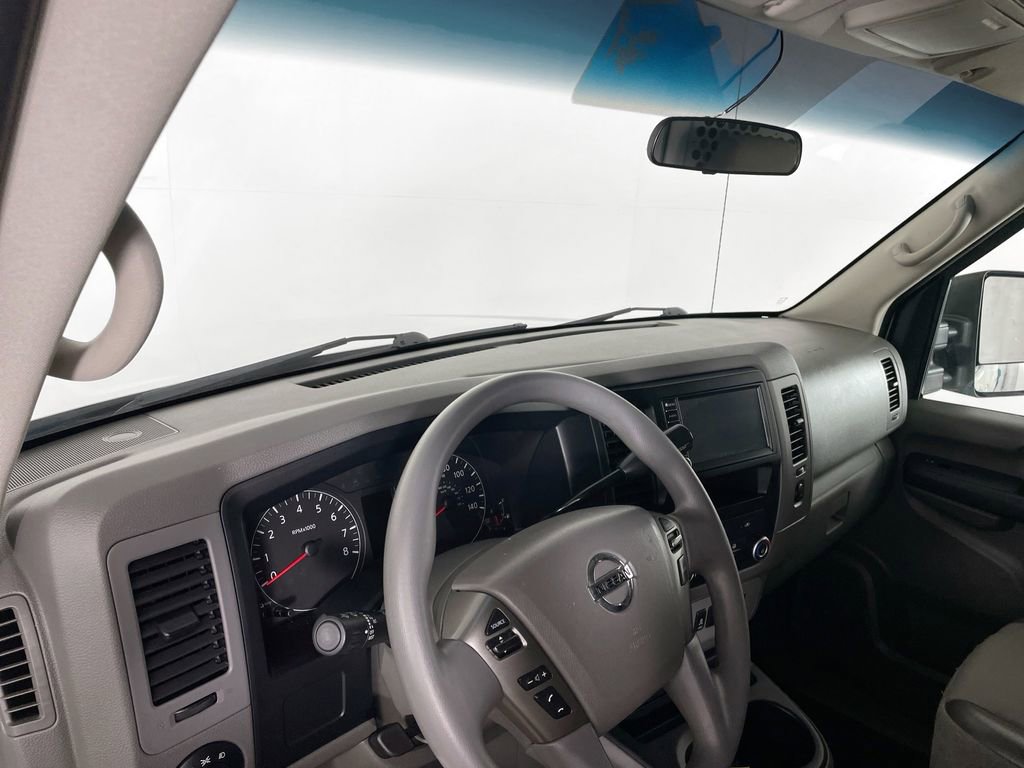 Used 2019 Nissan NV 3500 SL w/ Back Door Glass Package image 9