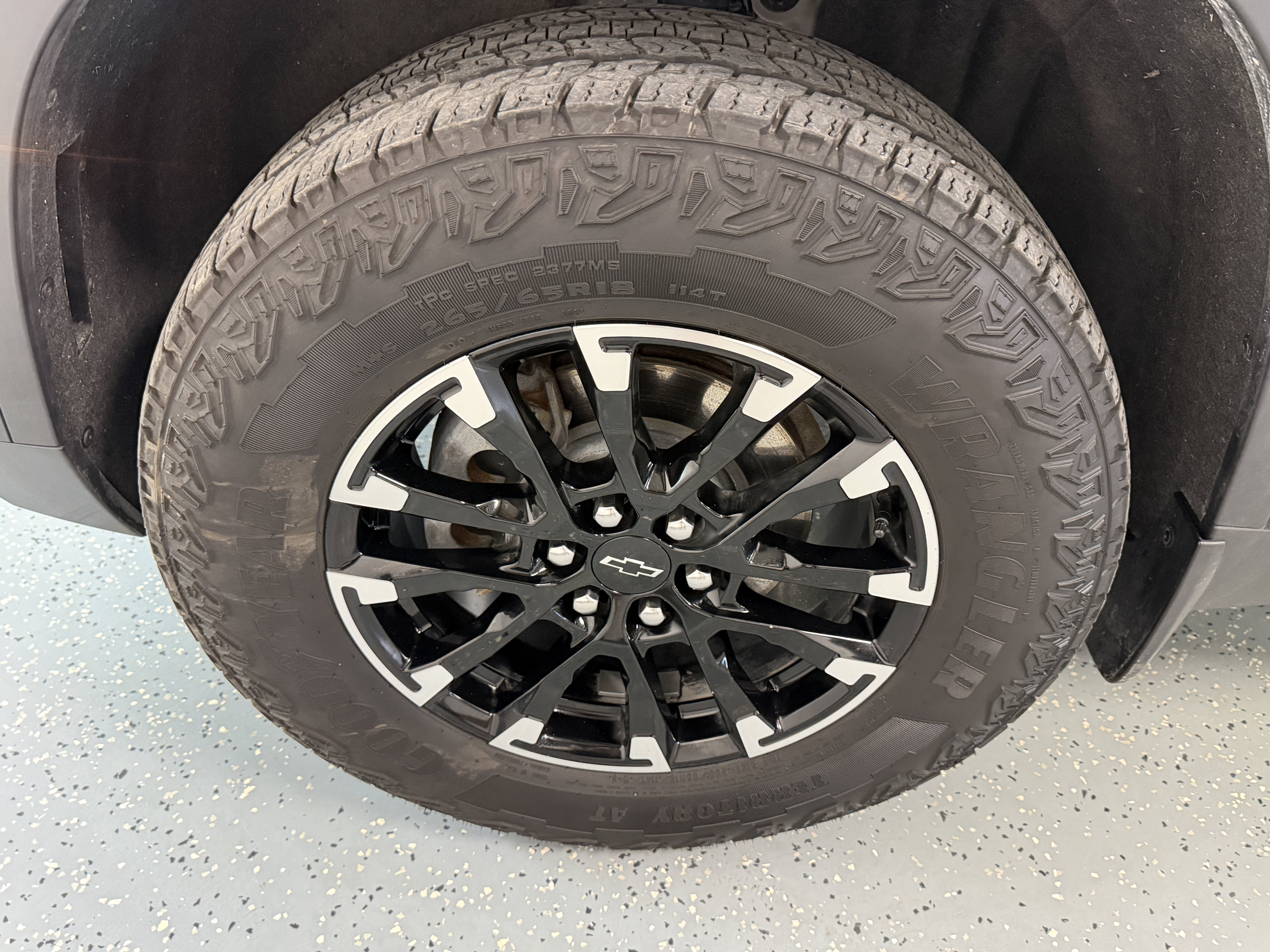 Used 2024 Chevrolet Traverse Z71 w/ LPO, Floor Liner Package AWD/4WD image 26