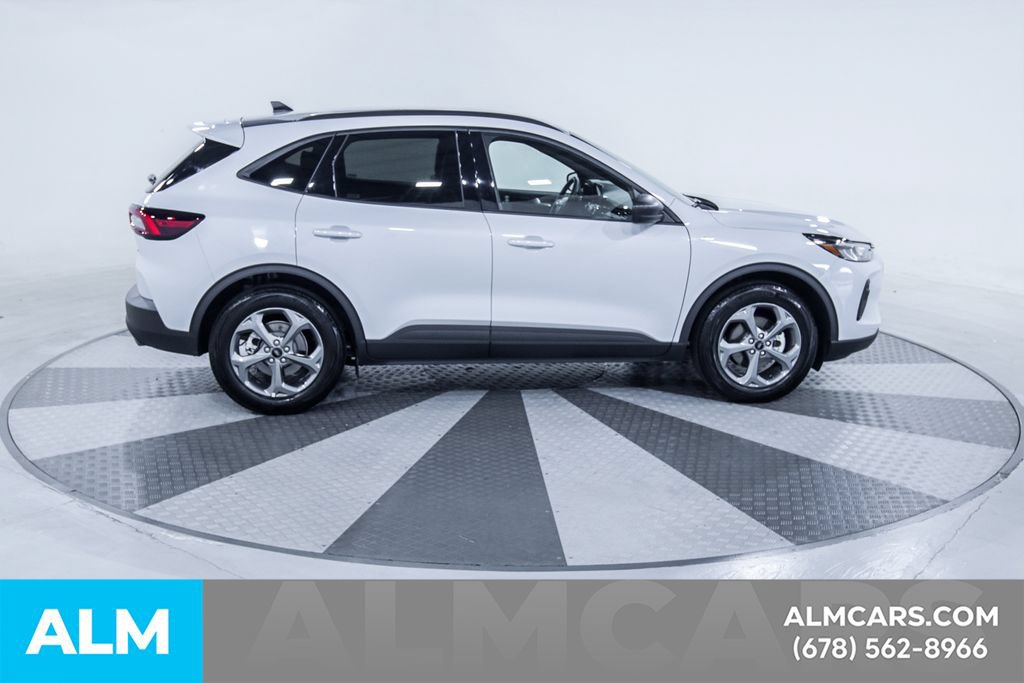 Used 2026 Ford Escape ST-Line FWD image 11