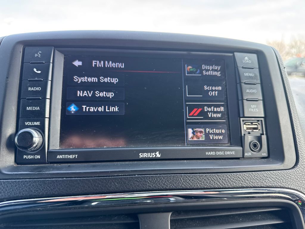 Used 2017 Dodge Grand Caravan GT image 22