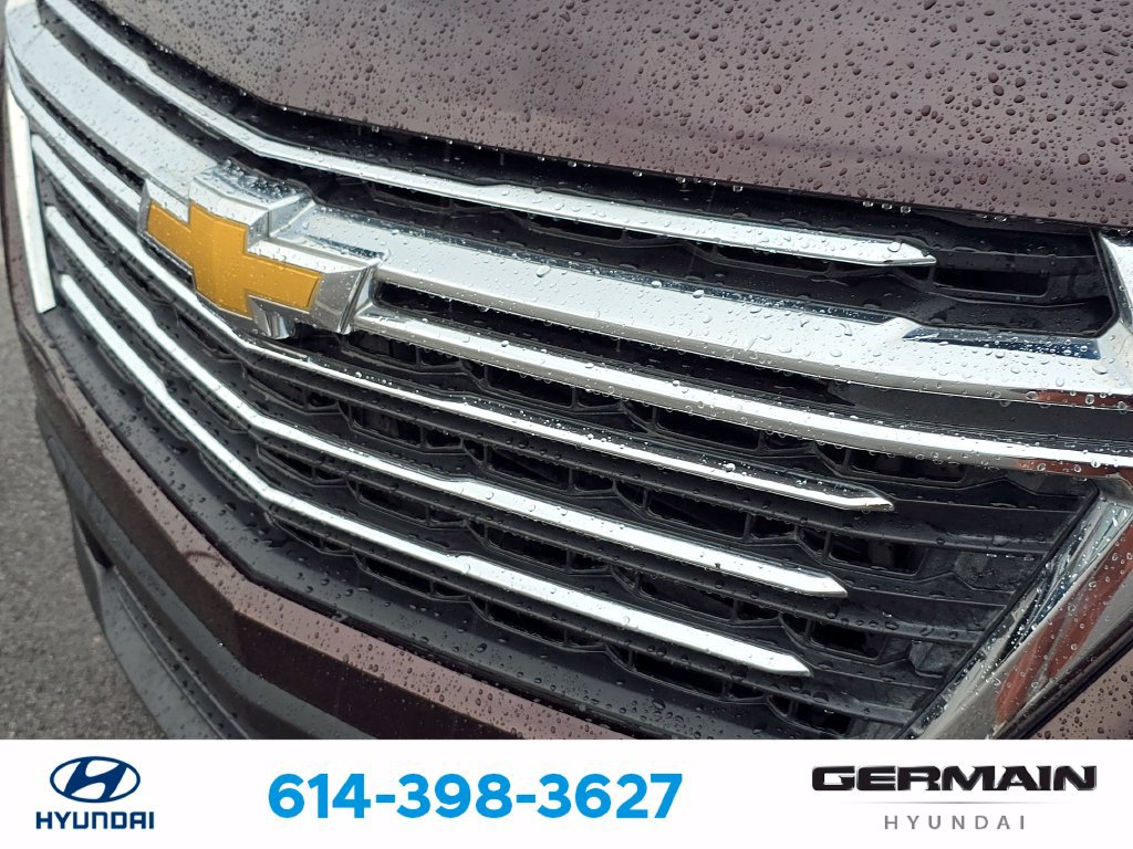 Used 2023 Chevrolet Traverse LT FWD image 14