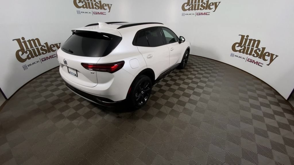 Certified 2023 Buick Envision Essence w/ Sport Touring Package AWD/4WD image 8