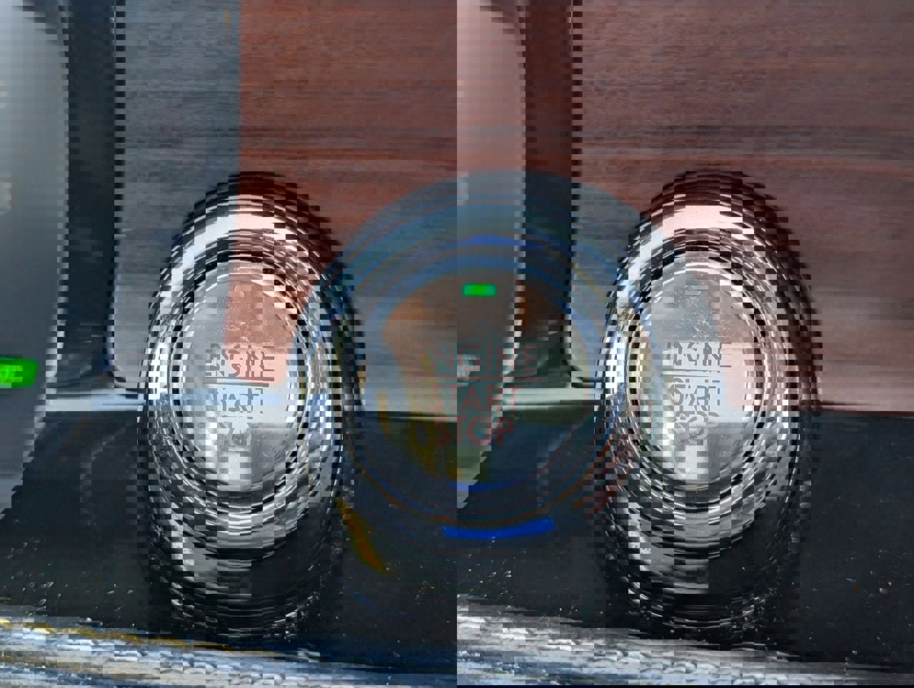 Used 2022 Lincoln Corsair Grand Touring w/ Elements Technology Bundle image 12