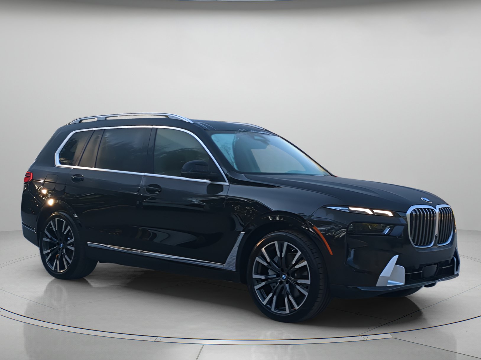 Used 2025 BMW X7 xDrive40i w/ Premium Package AWD/4WD image 38