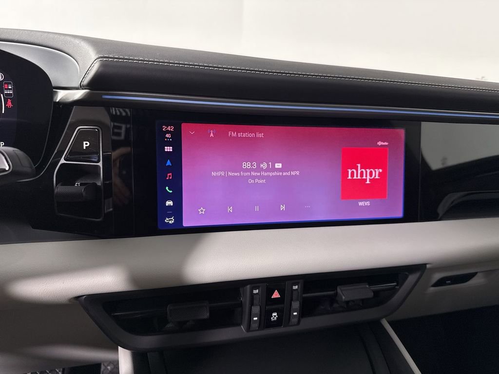 New 2026 Porsche Macan 4 Electric AWD/4WD image 29